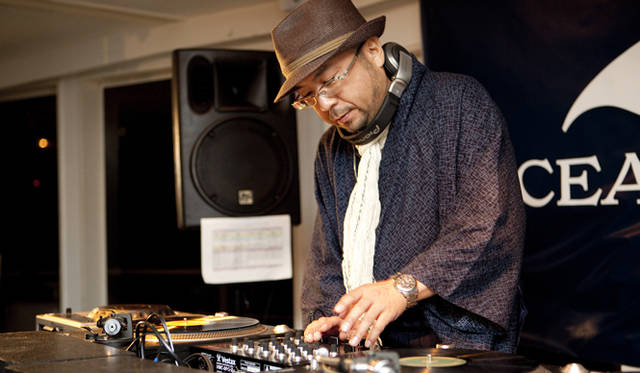 <strong>OCEANUS presents　夜ジャズ　URBAN CRUISE EDITION</strong>　須永辰緒