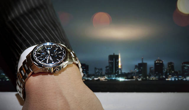 <strong>OCEANUS presents　夜ジャズ　URBAN CRUISE EDITION</strong>　カシオによる電動ソーラークロノグラフ「オシアナス」。