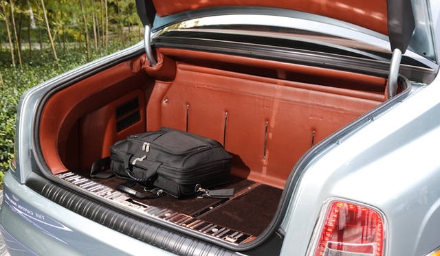 <strong>ROLLS-ROYCE 102EX-PHANTOM EXPERIMENTAL ELECTRIC｜ロールス・ロイス 102EX ファントム・エクスペリメンタル・エレクトリック</strong>