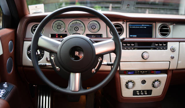 <strong>ROLLS-ROYCE 102EX-PHANTOM EXPERIMENTAL ELECTRIC｜ロールス・ロイス 102EX ファントム・エクスペリメンタル・エレクトリック</strong>