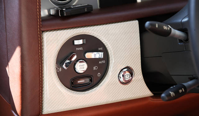 <strong>ROLLS-ROYCE 102EX-PHANTOM EXPERIMENTAL ELECTRIC｜ロールス・ロイス 102EX ファントム・エクスペリメンタル・エレクトリック</strong>