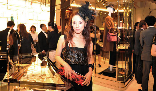 <strong>BARNEYS NEW YORK｜バーニーズ　ニューヨーク</strong>　バーニーズ　ニューヨーク福岡店レセプションパーティー　Azumi（Wyolica）さん