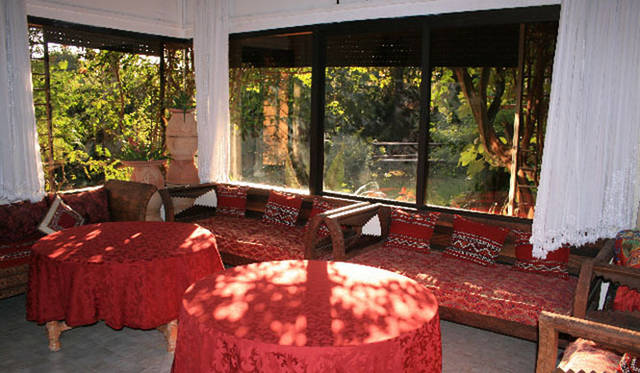 <strong>Munemi｜Munemi meet Rajaa Chbani</strong>　Rajaaの自宅