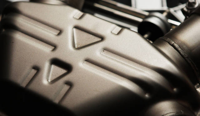 <strong>McLaren MP4-12C｜マクラーレン MP4-12C</strong>