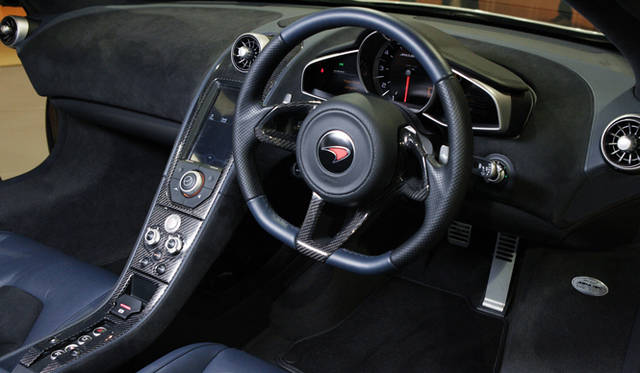 <strong>McLaren MP4-12C｜マクラーレン MP4-12C</strong>