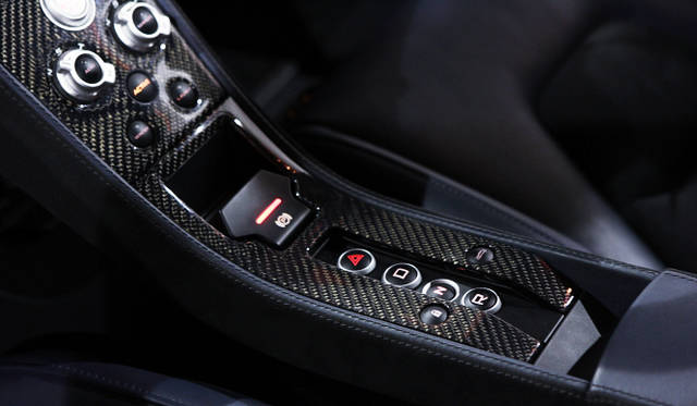 <strong>McLaren MP4-12C｜マクラーレン MP4-12C</strong>