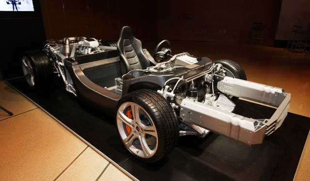 <strong>McLaren MP4-12C｜マクラーレン MP4-12C</strong>