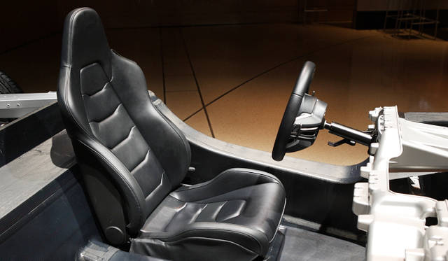 <strong>McLaren MP4-12C｜マクラーレン MP4-12C</strong>