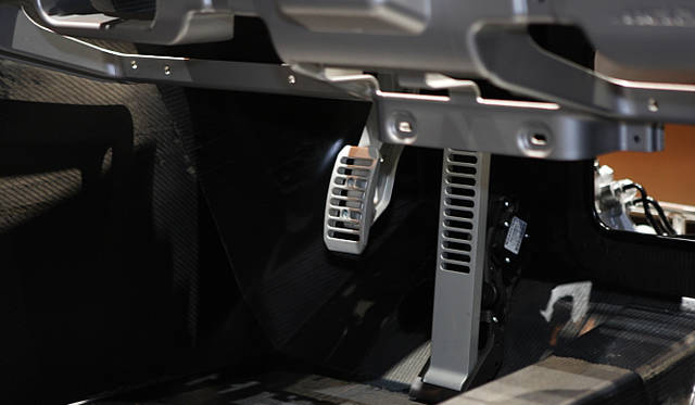 <strong>McLaren MP4-12C｜マクラーレン MP4-12C</strong>