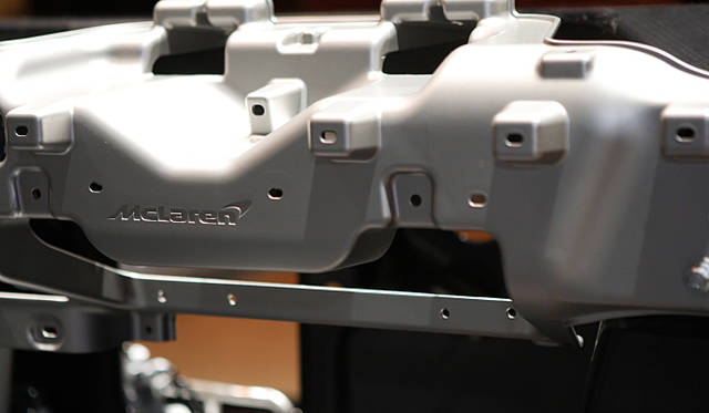 <strong>McLaren MP4-12C｜マクラーレン MP4-12C</strong>