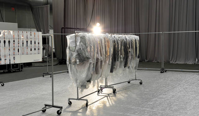 <strong>DIESEL BLACK GOLD｜ディーゼル ブラック ゴールド</strong>　「DIESEL BLACK GOLD」SPRING SUMMER 2012　バックステージ