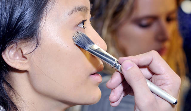 <strong>DIESEL BLACK GOLD｜ディーゼル ブラック ゴールド</strong>　「DIESEL BLACK GOLD」SPRING SUMMER 2012　バックステージ