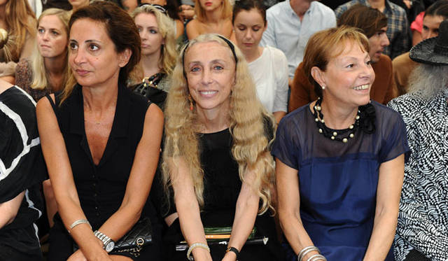 <strong>DIESEL</strong>　「DIESEL BLACK GOLD」SPRING SUMMER 2012　中／『Italian Vogue』編集長 Franca Sozzani