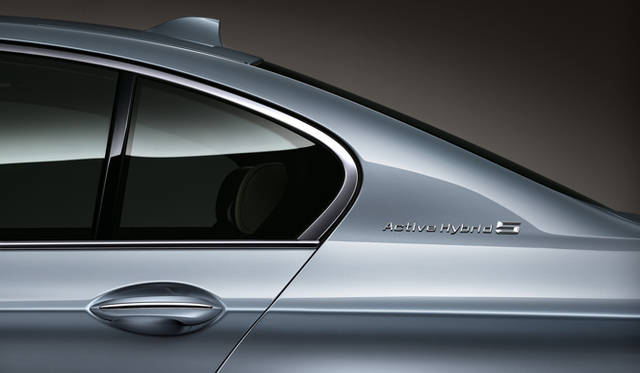 <strong>BMW Active Hybrid 5｜BMW アクティブ ハイブリッド5</strong>