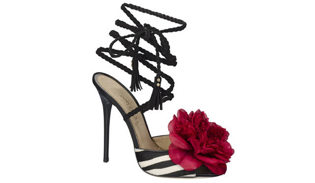 <strong>JIMMY CHOO│ジミー チュウ</strong>　サンダル「FAYE」 [H12cm] 20万4750円（JIMMY CHOO）