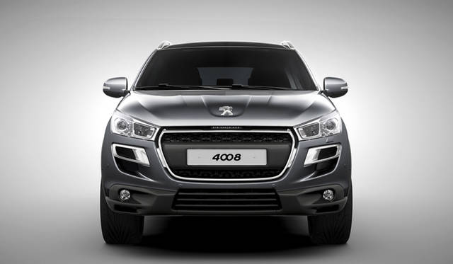 <strong>PEUGEOT 4008｜プジョー 4008</strong>