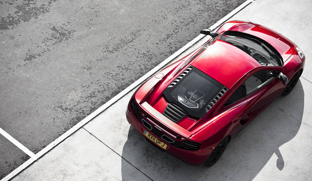 <strong>McLaren MP4-12C｜マクラーレン MP4 12C</strong>