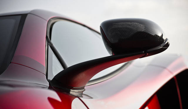 <strong>McLaren MP4-12C｜マクラーレン MP4 12C</strong>