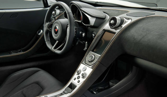 <strong>McLaren MP4-12C｜マクラーレン MP4 12C</strong>