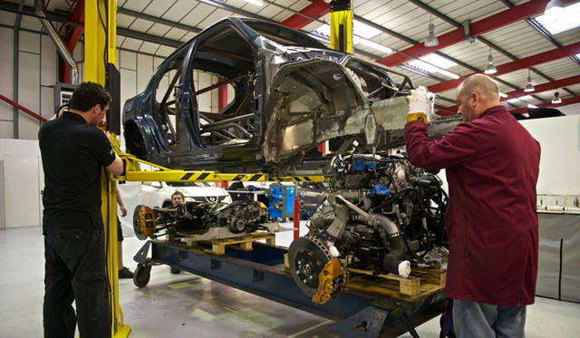 <strong>日産 ジューク-R｜NISSAN JUKE-R</strong>