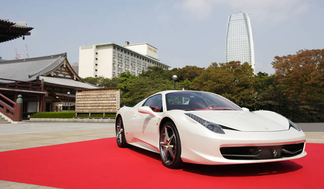 <strong>Ferrari 458 SPIDER│フェラーリ 458 スパイダー</strong>