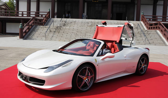 <strong>Ferrari 458 SPIDER│フェラーリ 458 スパイダー</strong>