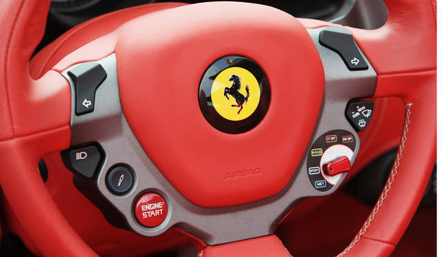 <strong>Ferrari 458 SPIDER│フェラーリ 458 スパイダー</strong>