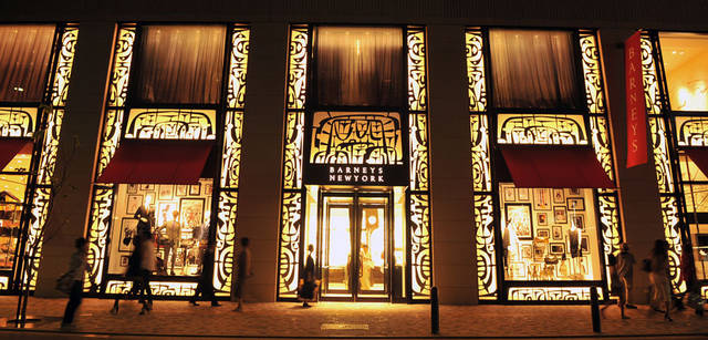 <strong>BARNEYS NEW YORK｜バーニーズ　ニューヨーク</strong>　バーニーズ　ニューヨーク福岡店　外観