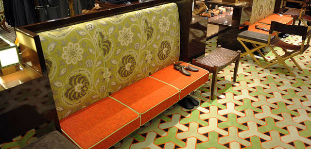 <strong>BARNEYS NEW YORK｜バーニーズ　ニューヨーク</strong>　バーニーズ　ニューヨーク福岡店　地下1階 メンズシューズ