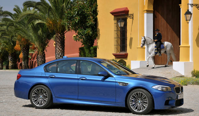 <strong>BMW M5｜ビー・エム・ダブリュー M5</strong>