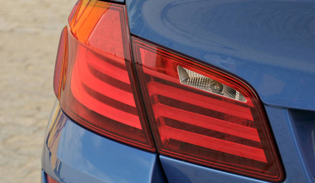 <strong>BMW M5｜ビー・エム・ダブリュー M5</strong>