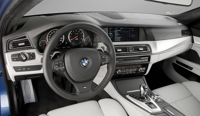 <strong>BMW M5｜ビー・エム・ダブリュー M5</strong>