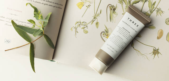 <strong>THREE｜スリー</strong>　日本の伝承的な植物の力に託す、待望のクリーム「ハンド ＆ アーム クリーム AC」誕生
