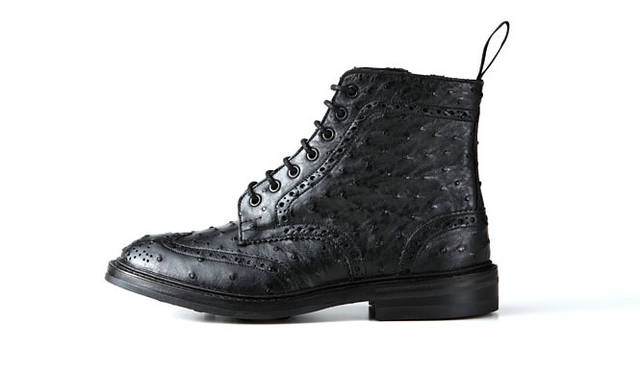 　Tricker’s WING TIP OSTRICH BOOTS 19万4250円