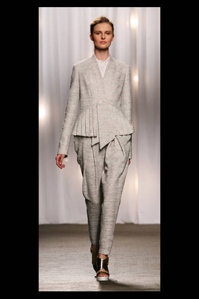 <strong>doo.ri｜ドゥー リー</strong>　2012年春夏コレクション速報