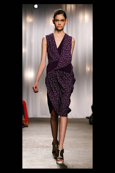 <strong>doo.ri｜ドゥー リー</strong>　2012年春夏コレクション速報