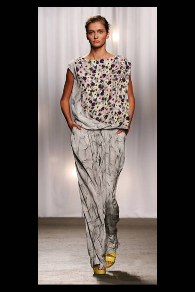 <strong>doo.ri｜ドゥー リー</strong>　2012年春夏コレクション速報