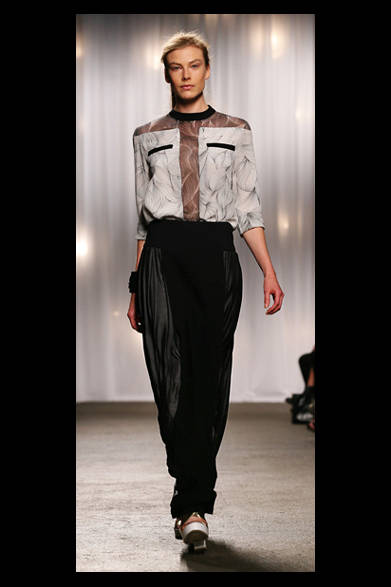 <strong>doo.ri｜ドゥー リー</strong>　2012年春夏コレクション速報