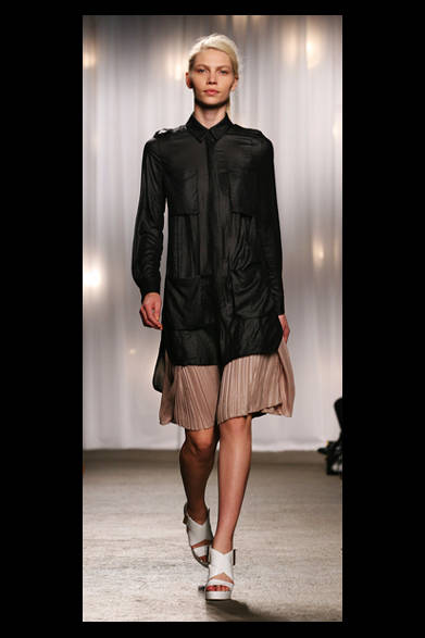 <strong>doo.ri｜ドゥー リー</strong>　2012年春夏コレクション速報