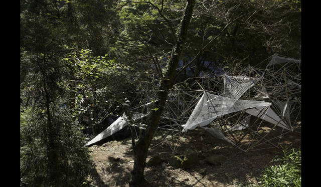 <strong>AAF通信｜建築学生ワークショップ滋賀2011　リポート</strong>　group 3による作品「The Eden Project」<br />Photo by SHIGETA Satoshi ©Nacasa&Partners.Inc.