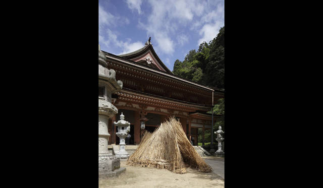 <strong>AAF通信｜建築学生ワークショップ滋賀2011　リポート</strong>　group 6による作品「新たな琵琶湖の原風景」<br />Photo by SHIGETA Satoshi ©Nacasa&Partners.Inc.