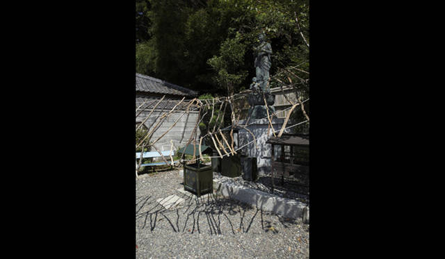 <strong>AAF通信｜建築学生ワークショップ滋賀2011　リポート</strong>　group 8による作品「よりそうかたち」<br />Photo by SHIGETA Satoshi ©Nacasa&Partners.Inc.