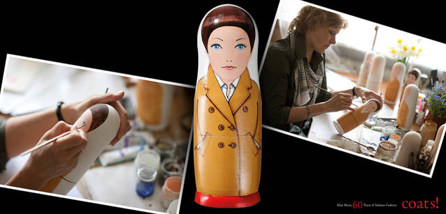 <strong>MaxMara｜マックスマーラ　「Coats！  MaxMara,60 Years of Italian Fashion」</strong>　人形にペイントされたマギー・ライザーが纏うのは、“101801”キャメルのダブルブレストコート。1981年にはじめて制作されたこのコートは、発表後、瞬く間にベストセラーとなり、それ以来冬のコレクションに欠かさず登場するモデルだ。