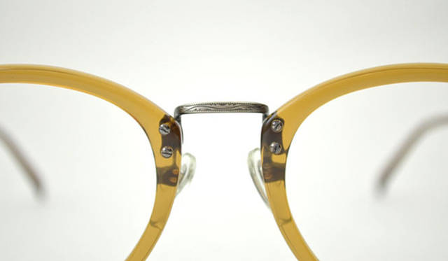 <strong>Continuer｜コンティニュエ</strong>　「オリバー ピープルズ」　