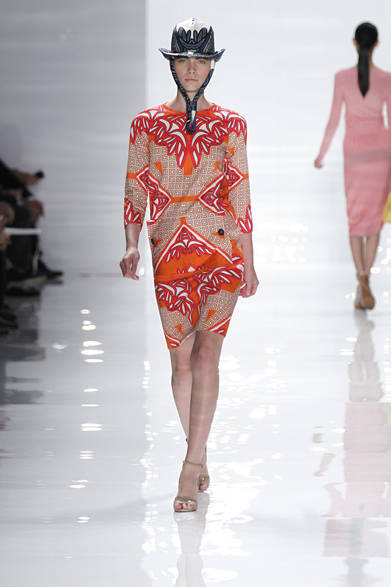 <strong>DEREK LAM｜デレク ラム</strong>　2012年春夏コレクション速報