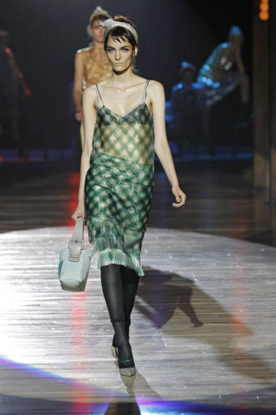 <strong>MARC JACOBS｜マーク ジェイコブス</strong>　2012年春夏コレクション速報