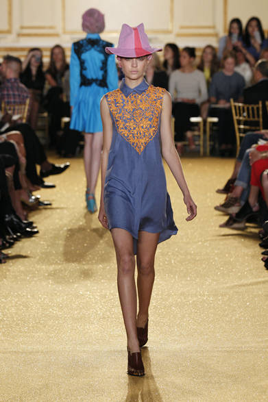 <strong>THAKOON｜タクーン</strong>　2012年春夏コレクション速報