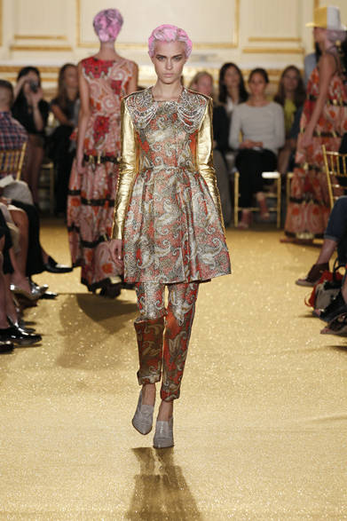 <strong>THAKOON｜タクーン</strong>　2012年春夏コレクション速報