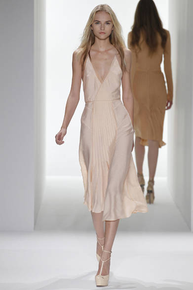 <strong>Calvin Klein｜カルバン・クライン</strong>　2012年春夏コレクション速報