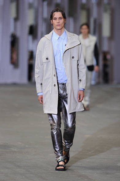 <strong>DIESEL BLACK GOLD｜ディーゼルブラックゴールド</strong>　2012年春夏コレクション速報